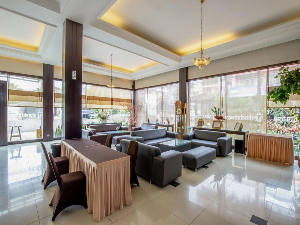 Takashimaya Hotel & Convention Lembang Exterior foto